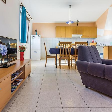 2 Bedroom Awesome Apartment In วิงกุรัน ภายนอก รูปภาพ