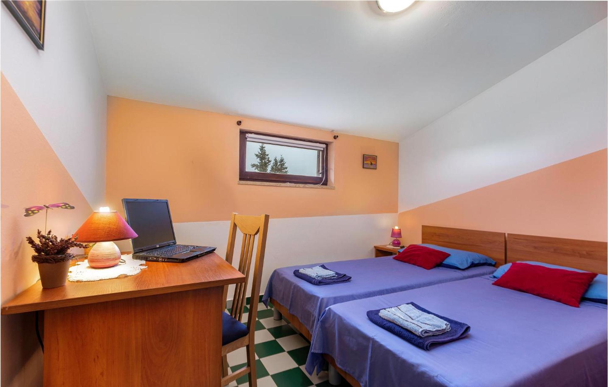 2 Bedroom Awesome Apartment In วิงกุรัน ภายนอก รูปภาพ