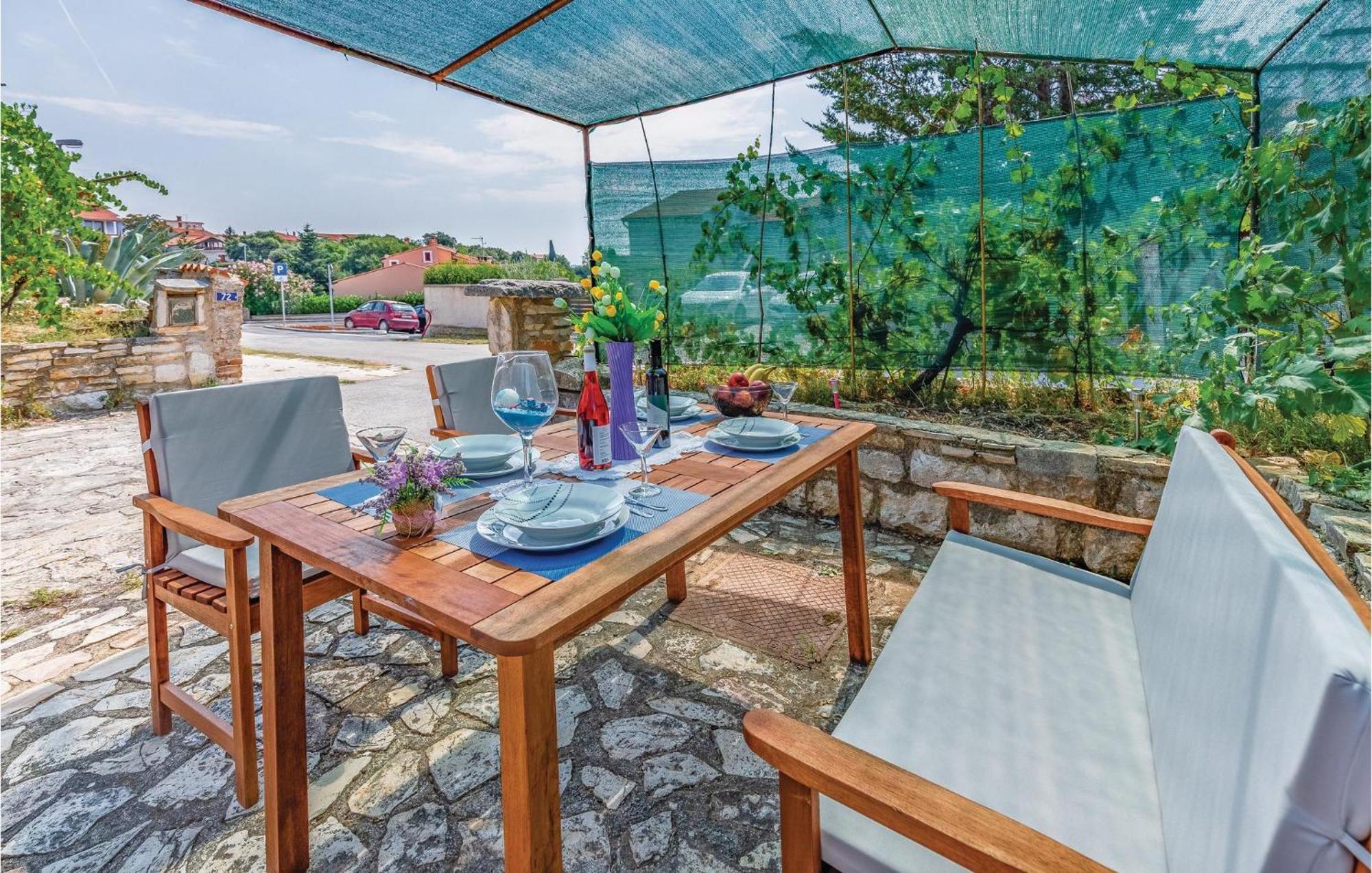 2 Bedroom Awesome Apartment In วิงกุรัน ภายนอก รูปภาพ